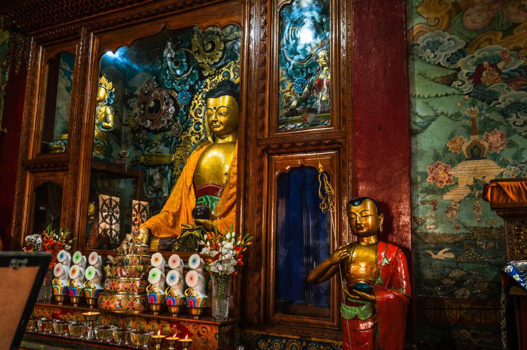 Buddhism - Salugara Monastery