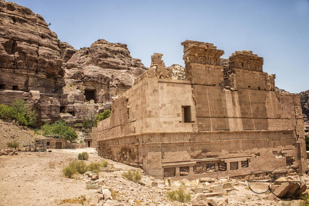 The Royal tomb "Qasr al-bint"