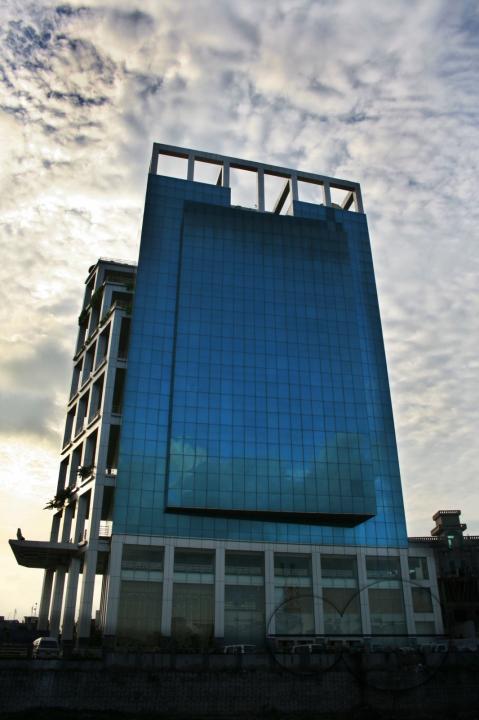Multi-storied building
