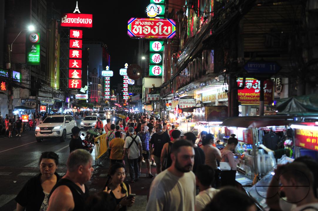 Chinatown in Bangkok is one of the largest Chinatowns in the world, and is renowned for its incredible shopping and tantalizing cuisine