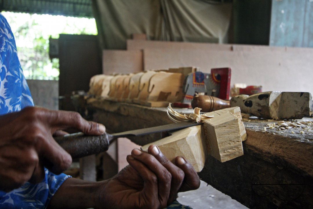 Garment sector trade unions demands clear up salaries and bonuses by Sep 16