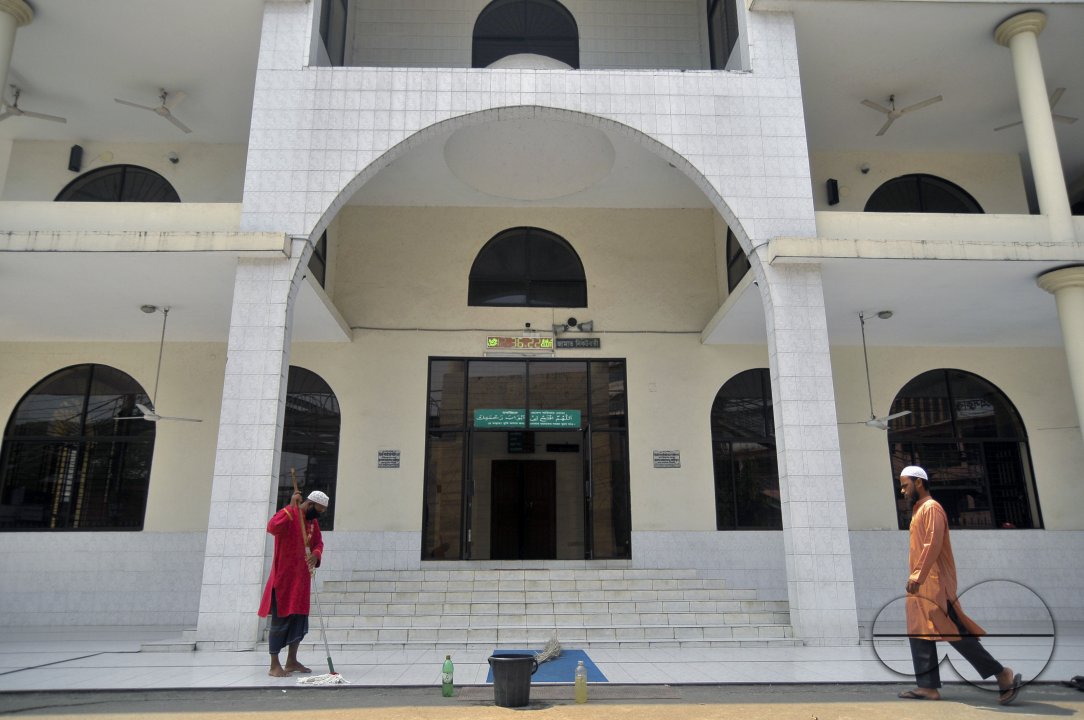 MWC029459