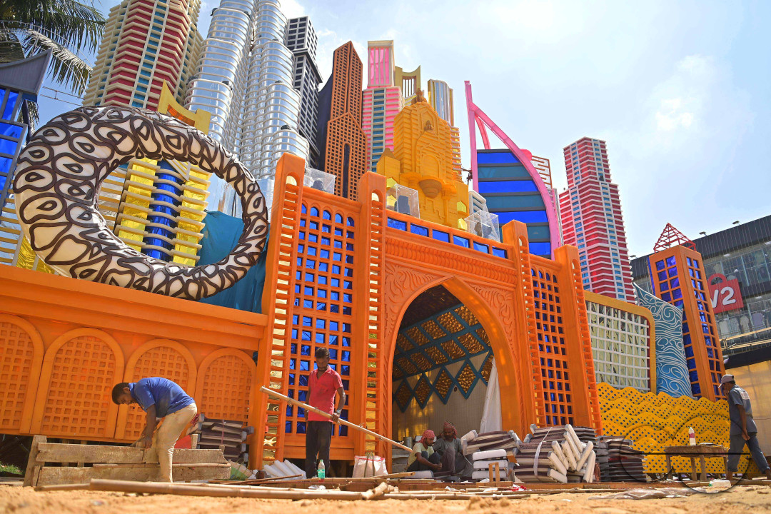 PANDAL MAKING AHEAD OF DURGA PUJA