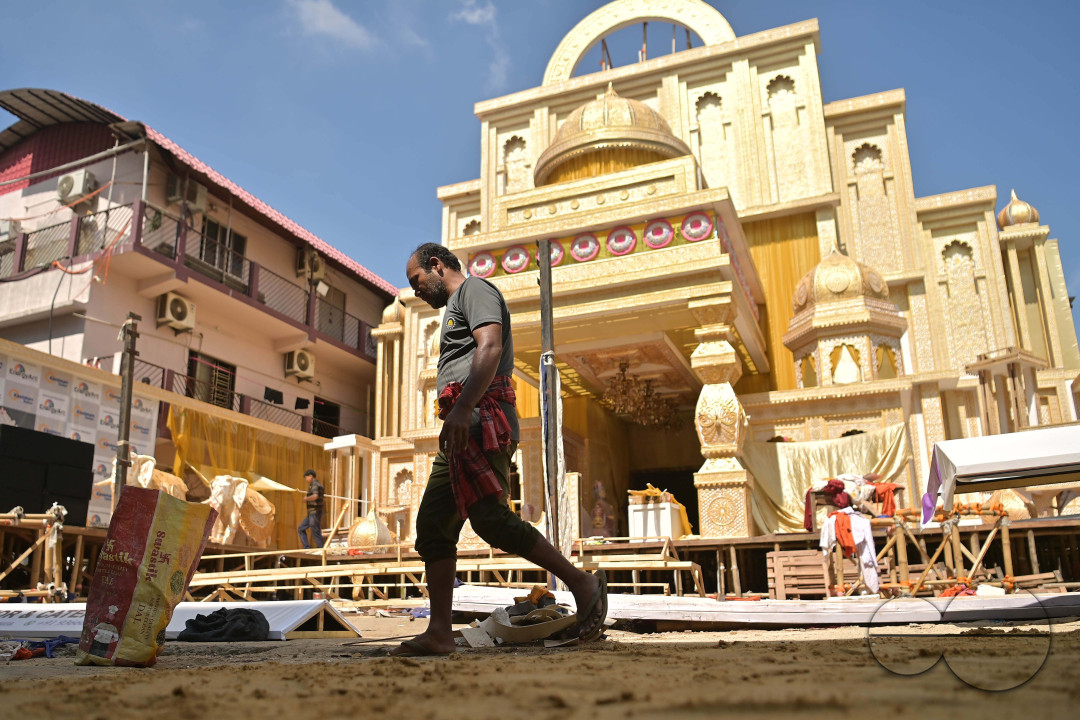PANDAL MAKING AHEAD OF DURGA PUJA