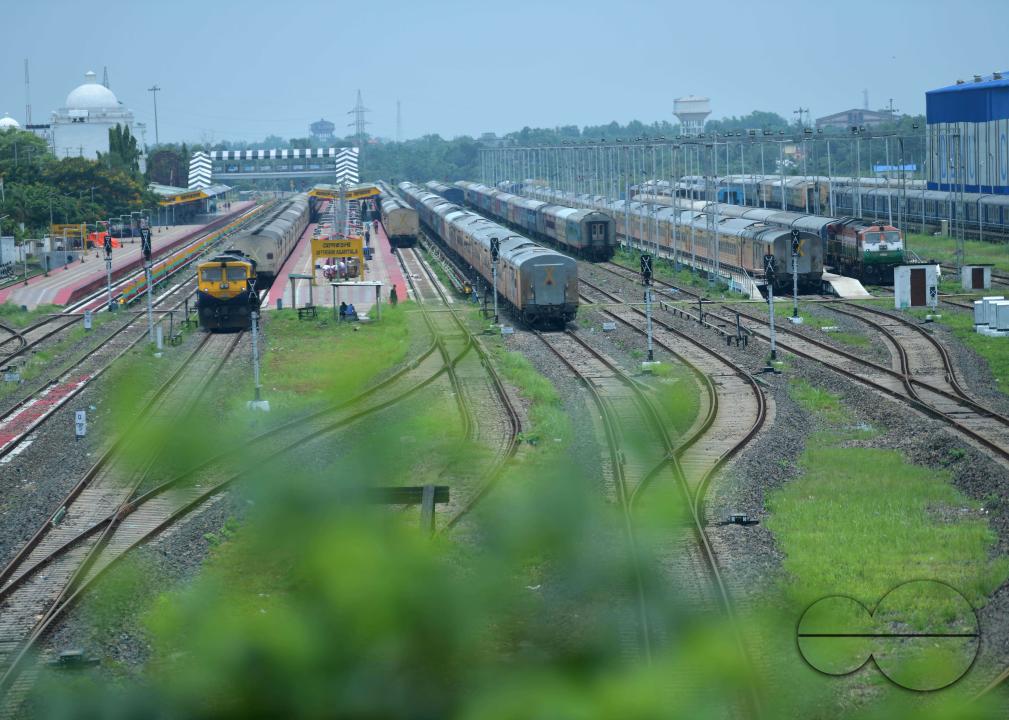 MWC048208