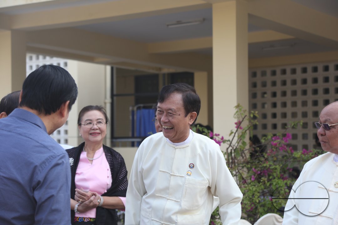 MWC029153