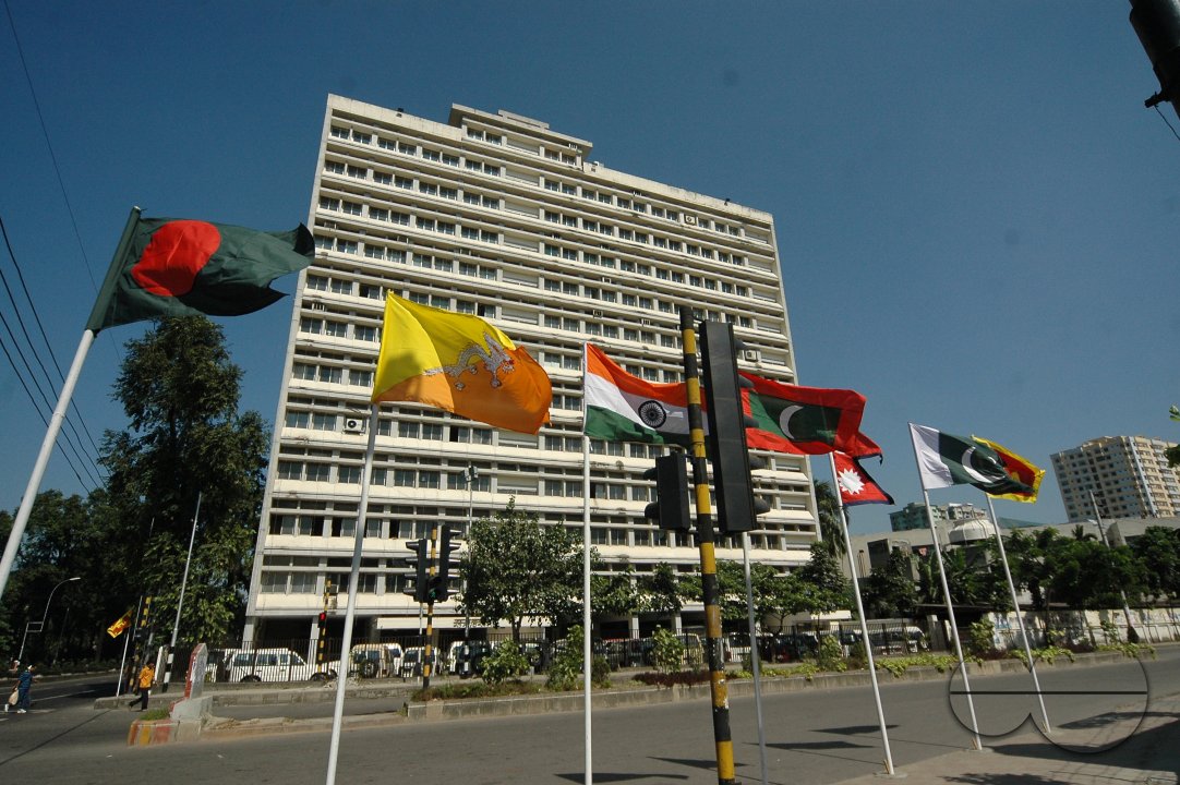 MWC08671