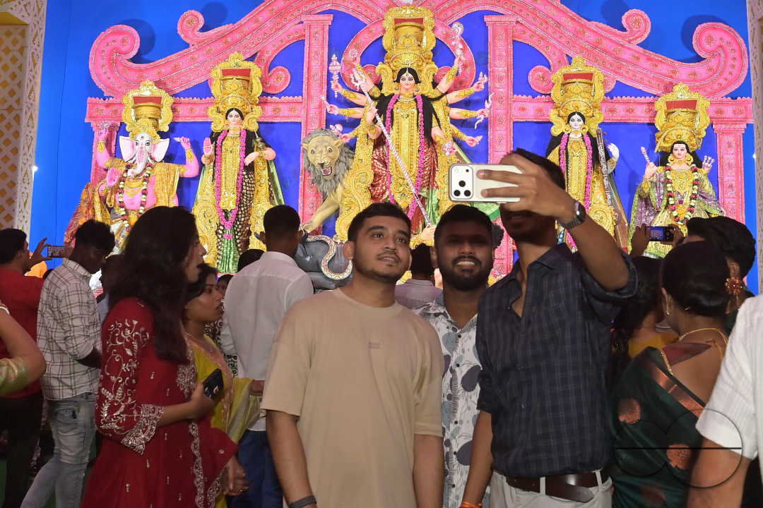 ASHTAMI NIGHT DURING DURGA PUJA AT AGARTALA