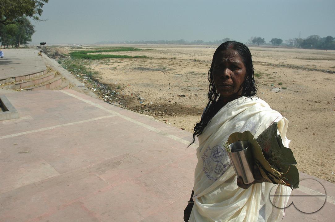 MWC059557