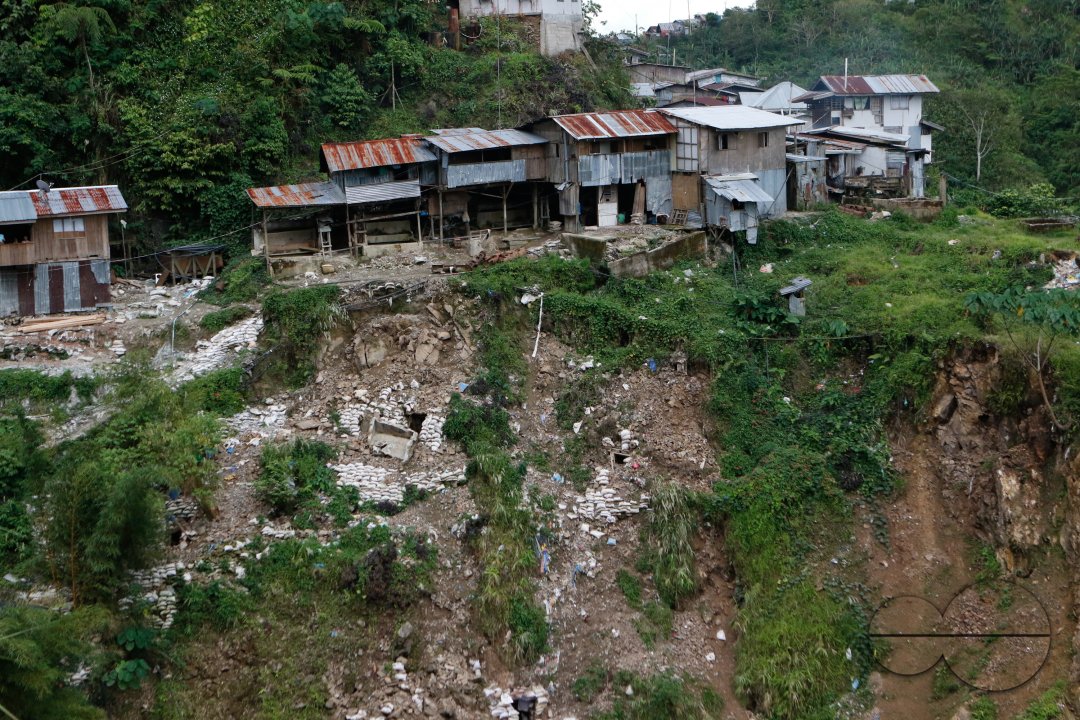 MWC035838