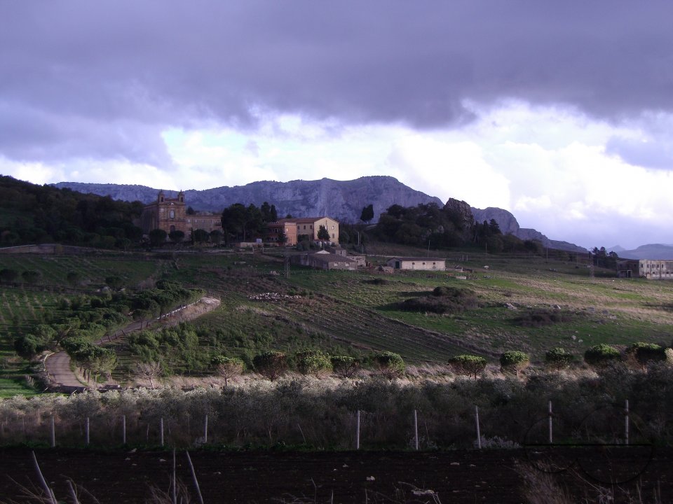 MWC036292