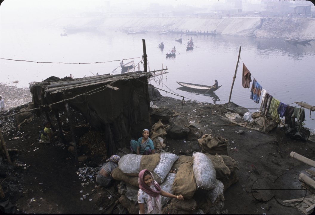 MWC008811