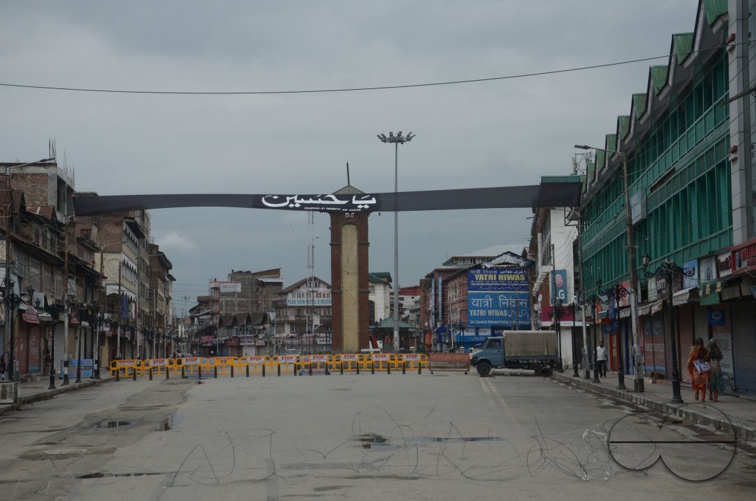 MWC032062