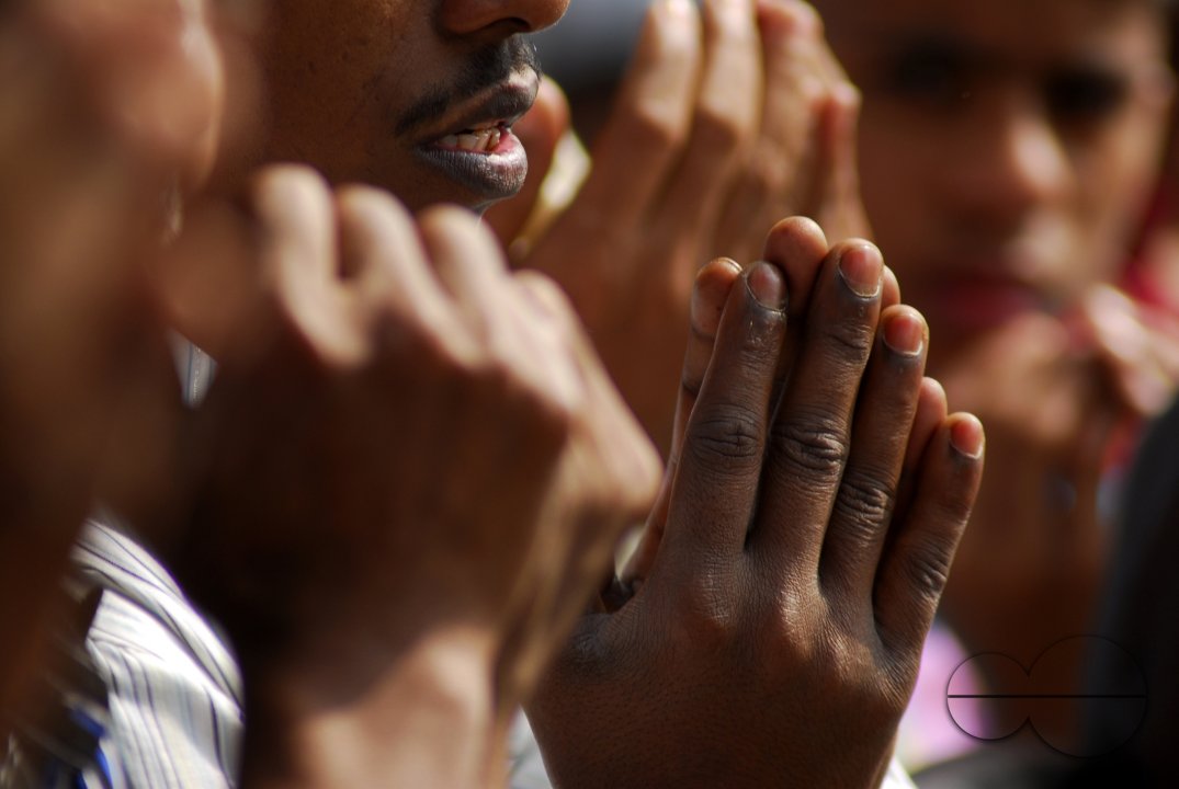 Muslims seek divine blessings at the Akheri Munajat