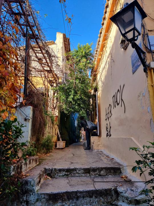Streets of old Athens, leading up to the Parthenon