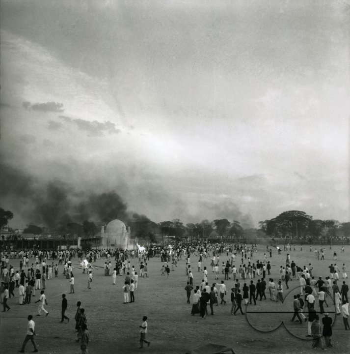 MWC008225