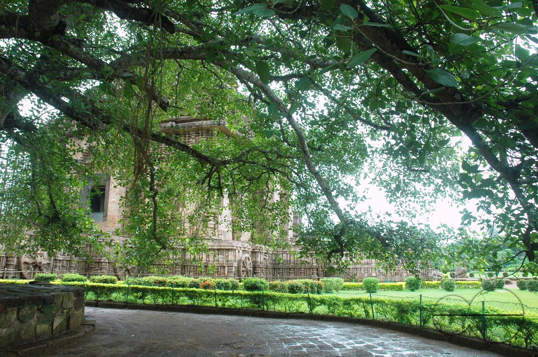 The Konark Sun Temple is the culmination of Orissan temple architecture, and one of the most stunning monuments of religious architecture in the world
