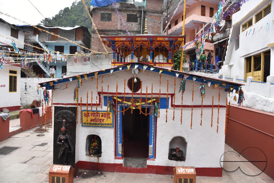 MWC056475
