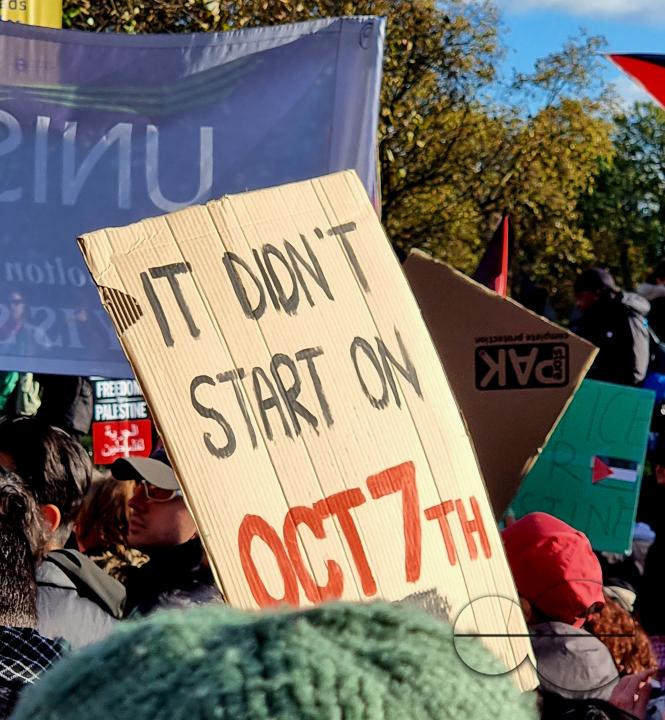 Over 300,000 Pro-Palestinians marched from Hyde Park to the USA embassy in London, on the afternoon of 11th November 2023, protesting against the war and urging an immediateÂ ceasefire