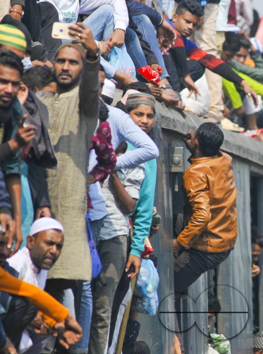 Thousands of Muslim devotees are returning home on an overcrowded train after attending the final prayer of Bishwa Ijtema 2nd phase, which is considered the world's second-largest Muslim gathering after Hajj in Mecca