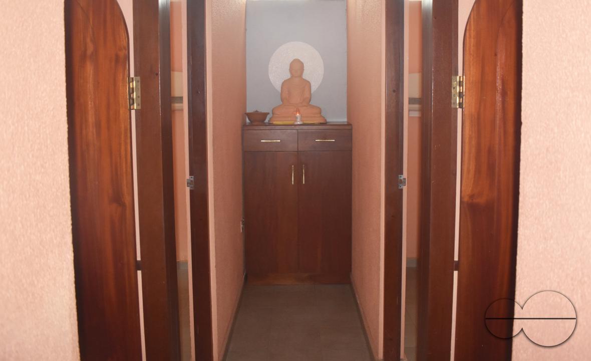 MWC049301