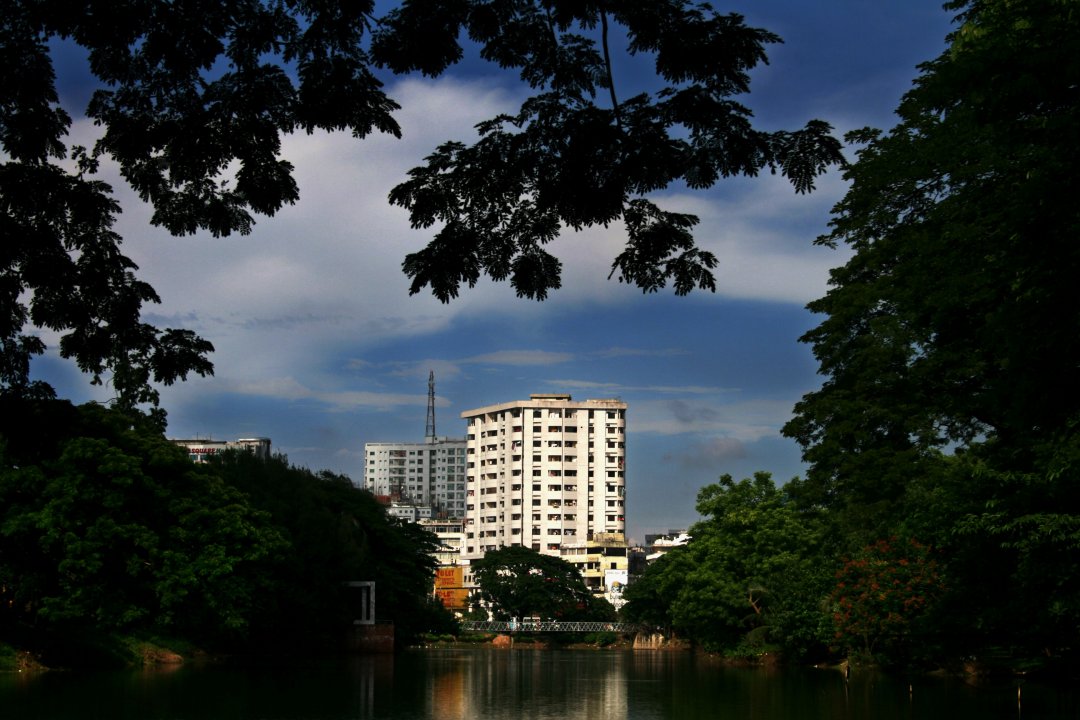 Multi-storied building