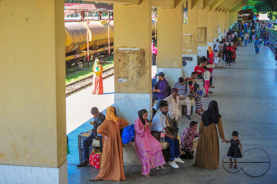 On the first day of BNP's three-day nationwide blockade program, no Dhaka-bound buses left Sylhet