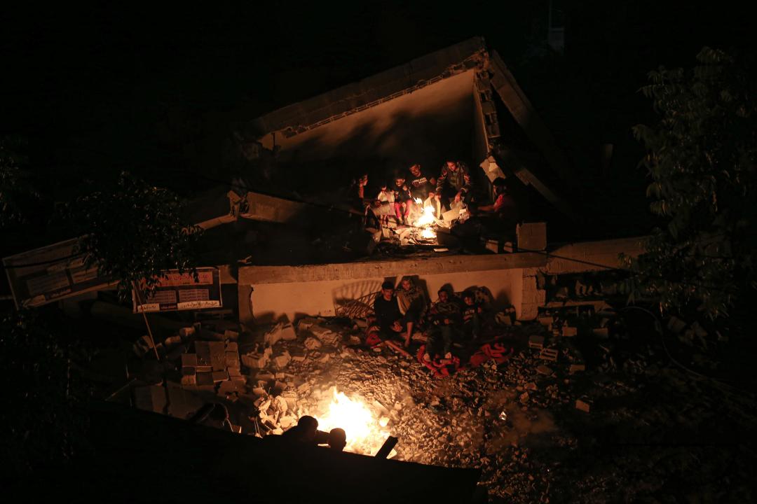 MWC054889