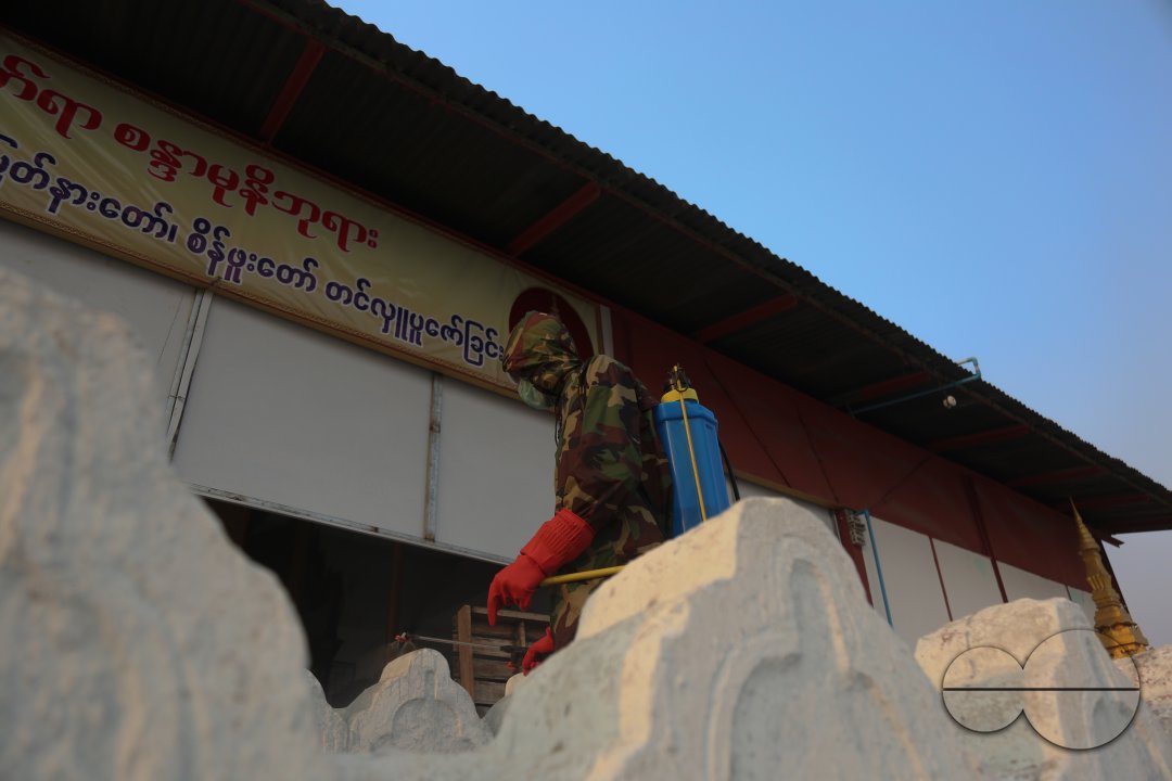 MWC029416