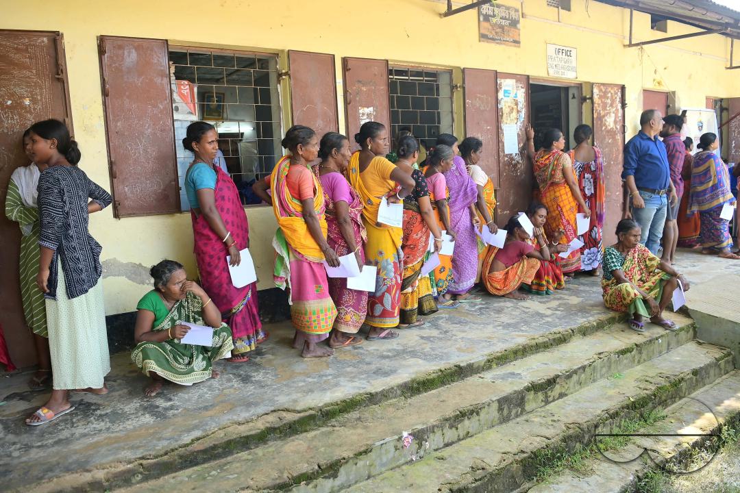 India; floods in India; Indian children; Indian people; Indian floods; flood relief aid; flood relief camps; flood relief program; 2024 foods, monsoon rain; riverbanks; flood victims; flood affected people; flood waters; homes in water; food distribution