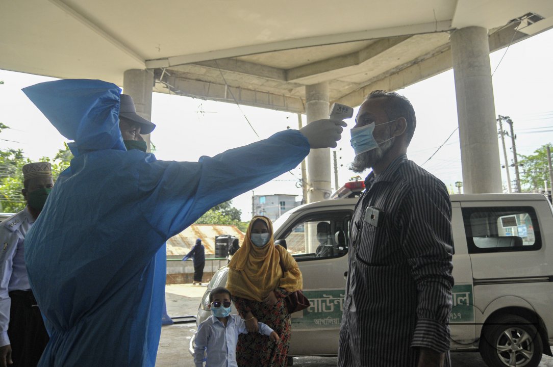 Capture the Coronavirus (COVID-19)