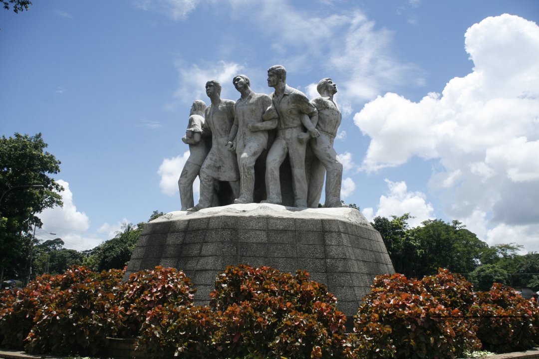 MWC07209