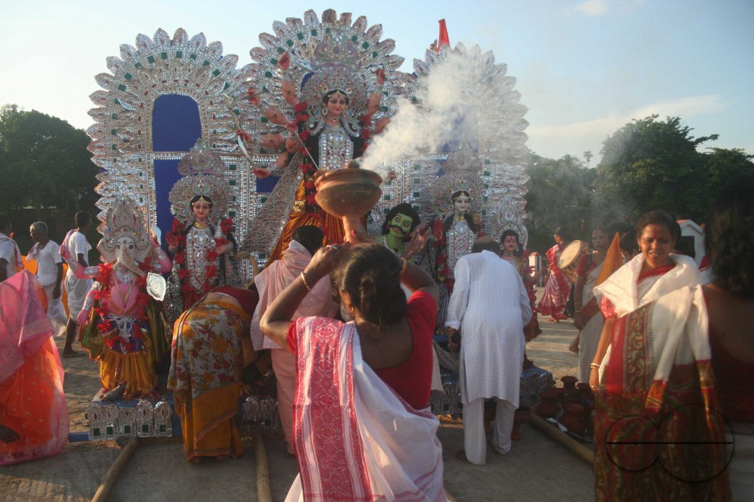 Preparation of emersion and the emersion of goddess Durga in Assam