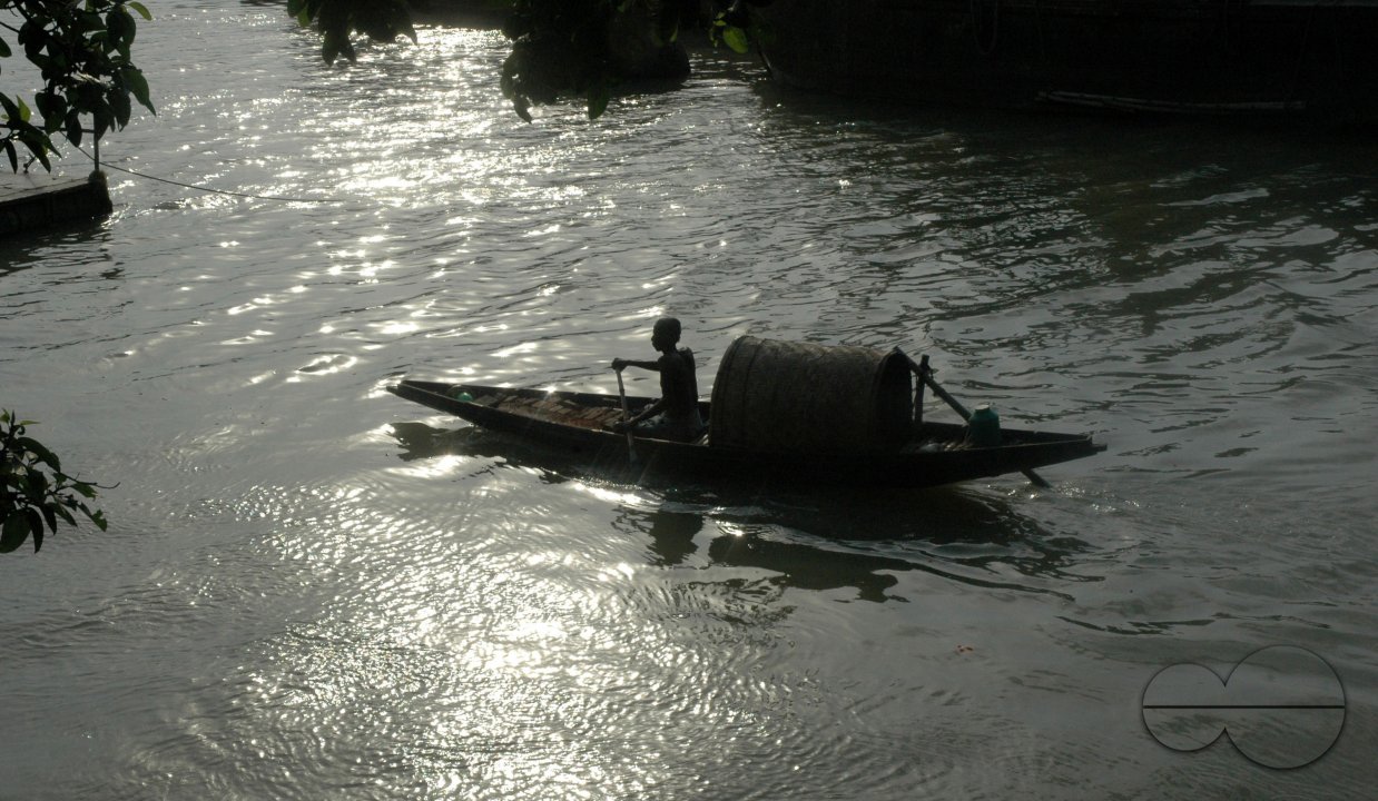 MWC002071