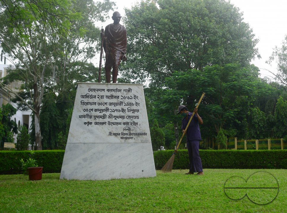 MWC032627