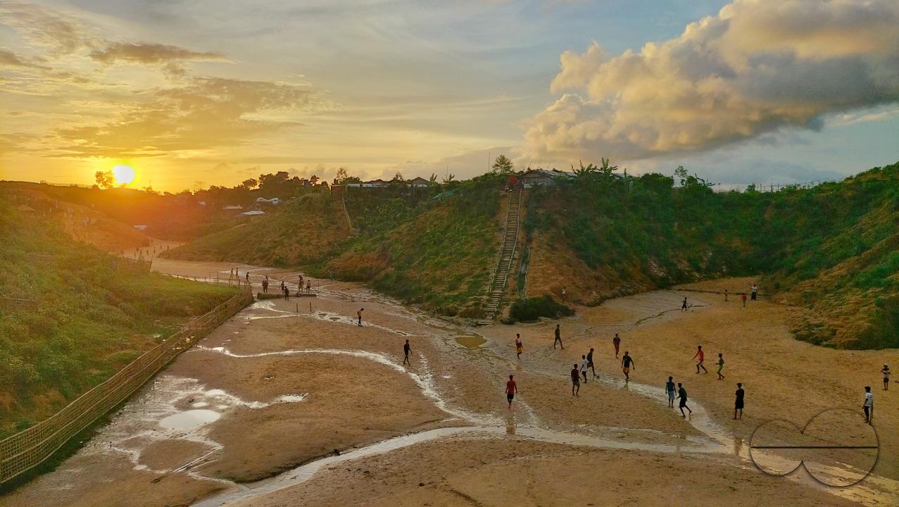 The Rohingya are a Muslim ethnic minority group who have lived for centuries in predominantly Buddhist Myanmar and are not recognized as an official ethnic group and have been denied citizenship, making them the worldâs largest stateless population