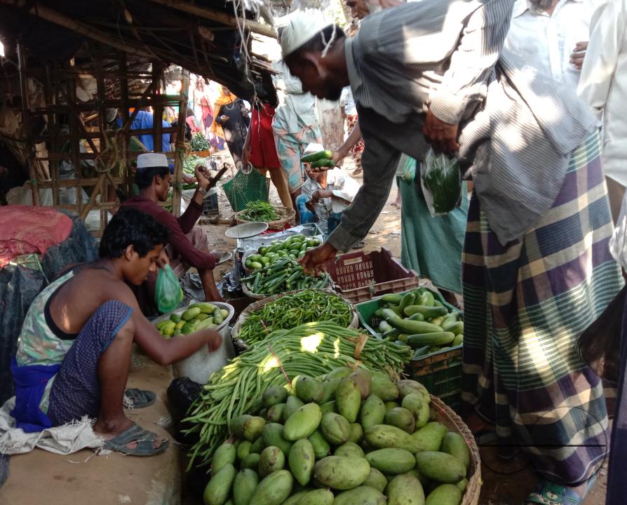 Vegetable and fruit stalls outside the Balukhali refugee camp