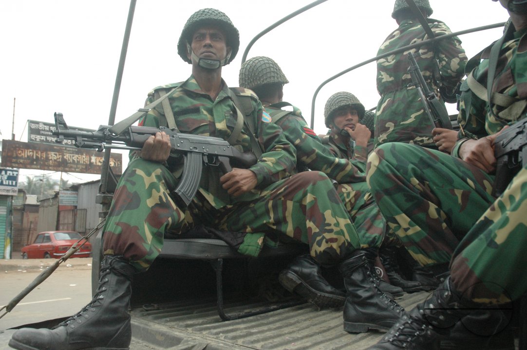 MWC08784