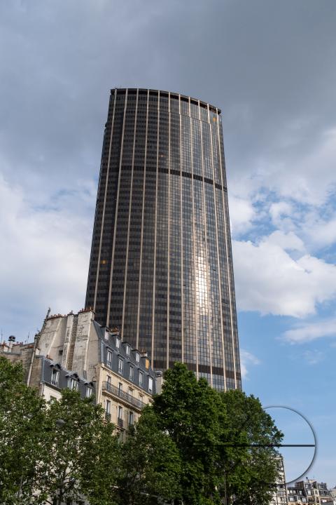 MWC048897