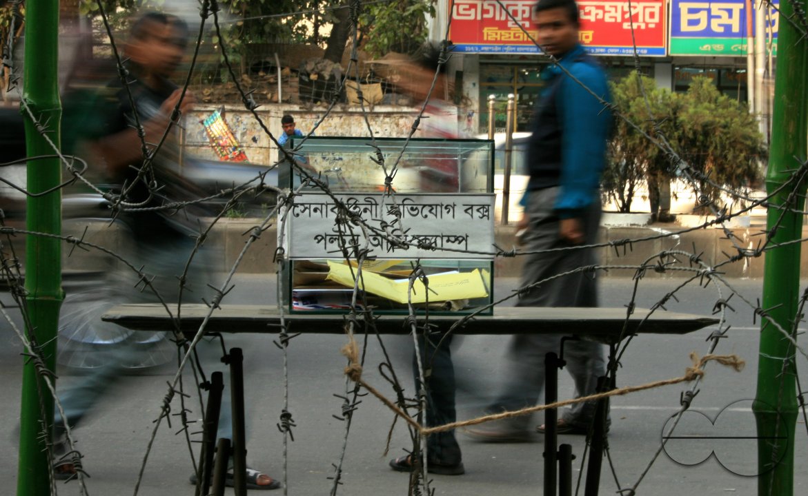 MWC08706