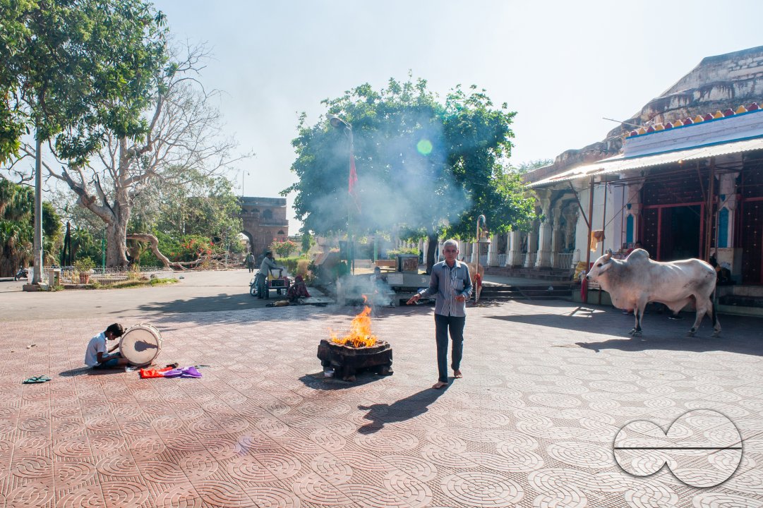 A typical scene outside a temple in Mandore, Rajasthan.