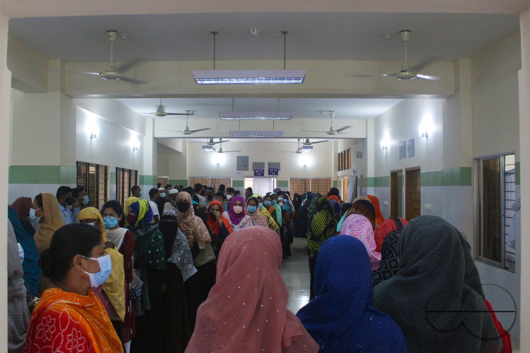 MWC040839