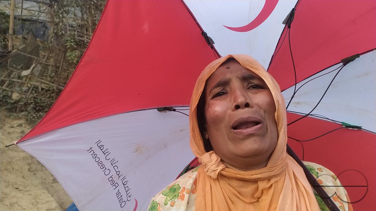 Portrait of a woman crying at the Balukhali refugee camp
