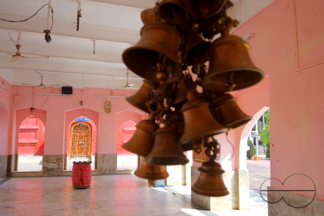 Emergency shutdown of temple, during coronavirus pandemic