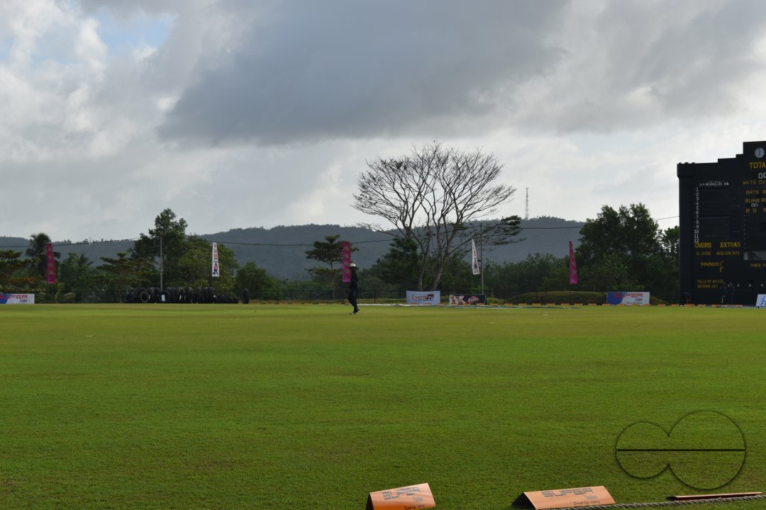 MWC040942