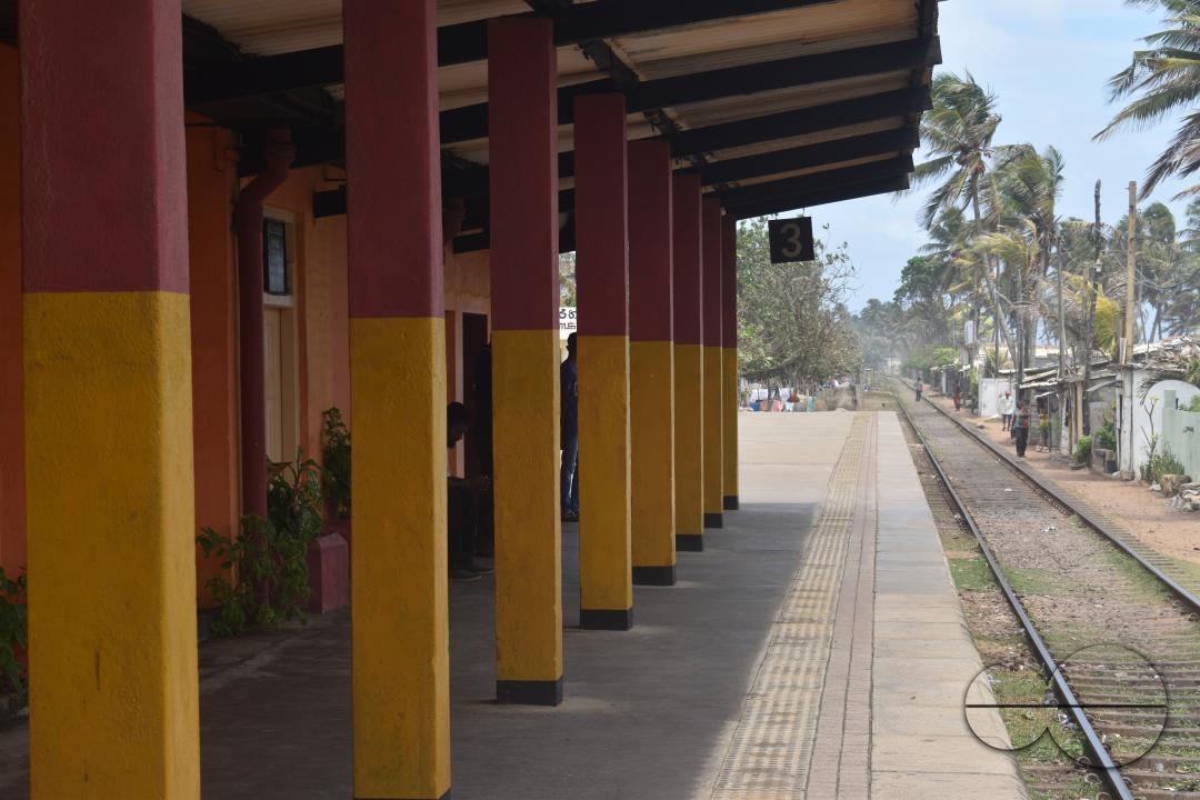 MWC051079