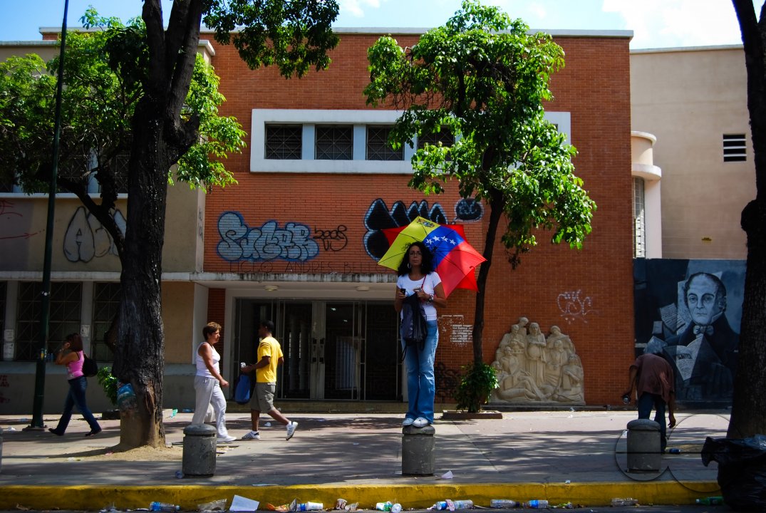 MWC022828