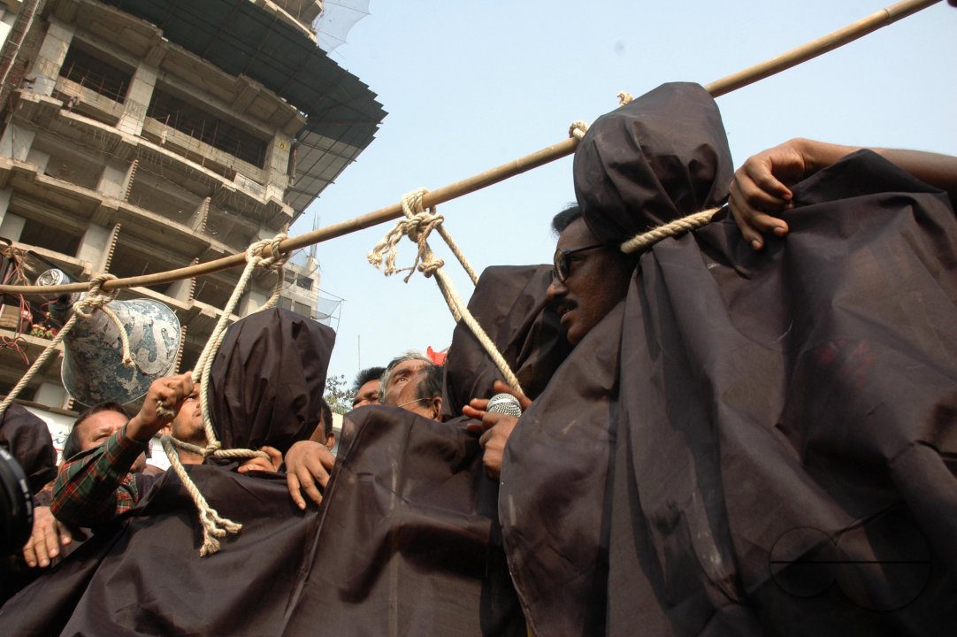 MWC08710