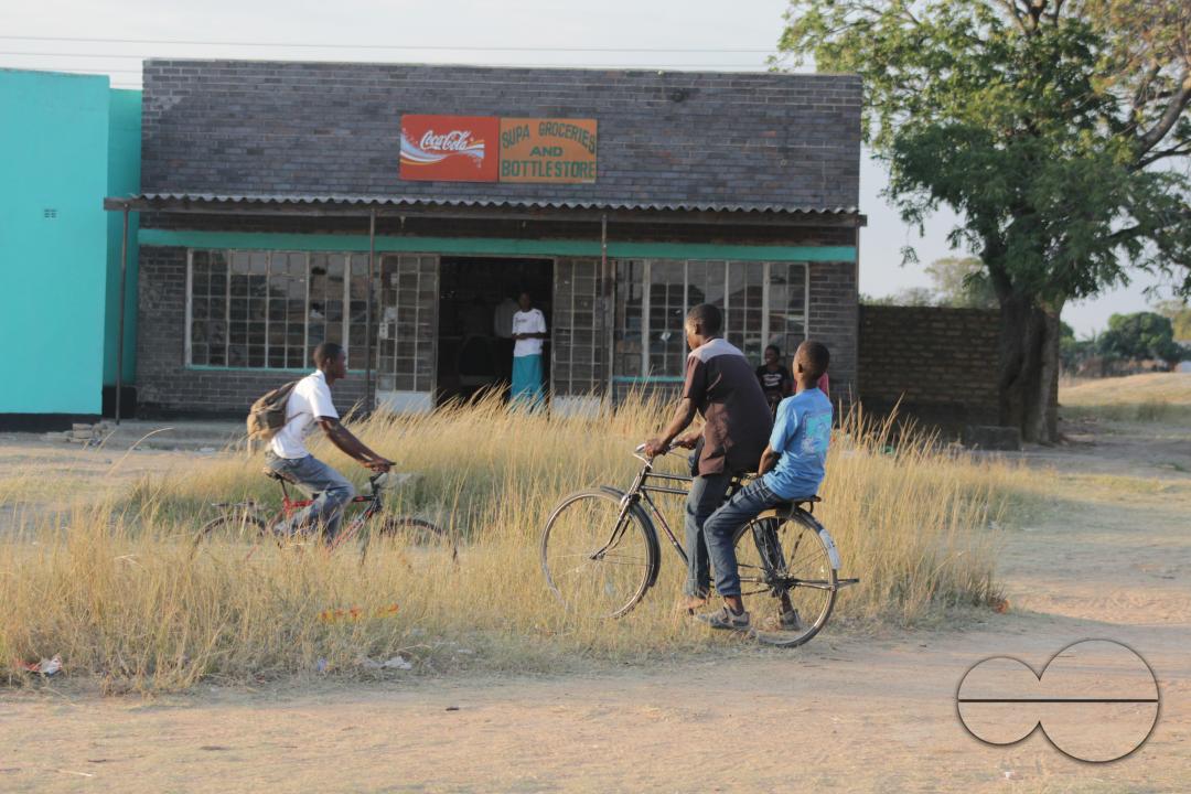 MWC044406
