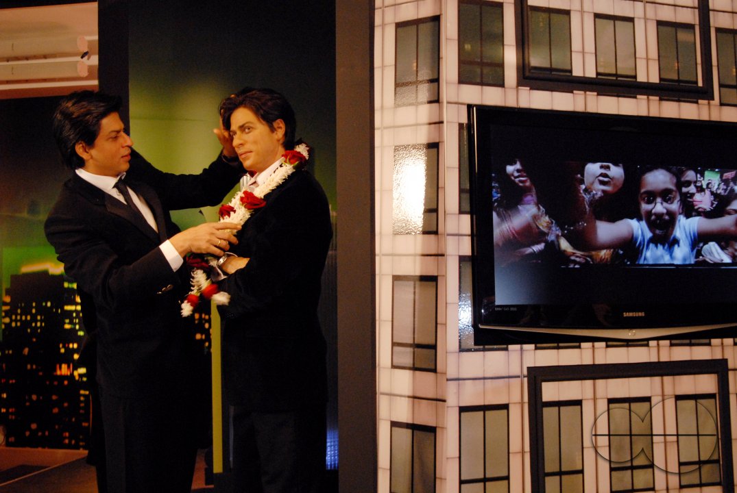 Sharu Khan inaugurating his wax image at London Madame Toussaud museum
